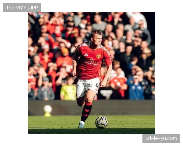 评论：VAR再次成为焦点，对阿森纳点球的判罚尺度引发讨论